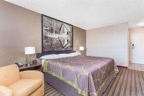 Habitación, 1 cama de matrimonio grande, no fumadores | Escritorio, tabla de planchar con plancha, wifi gratis y ropa de cama