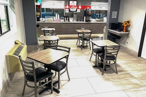 Free daily continental breakfast