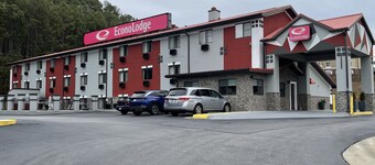 Econo Lodge Cartersville-Emerson Lake Point