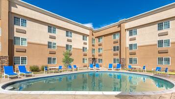 Seasonal outdoor pool