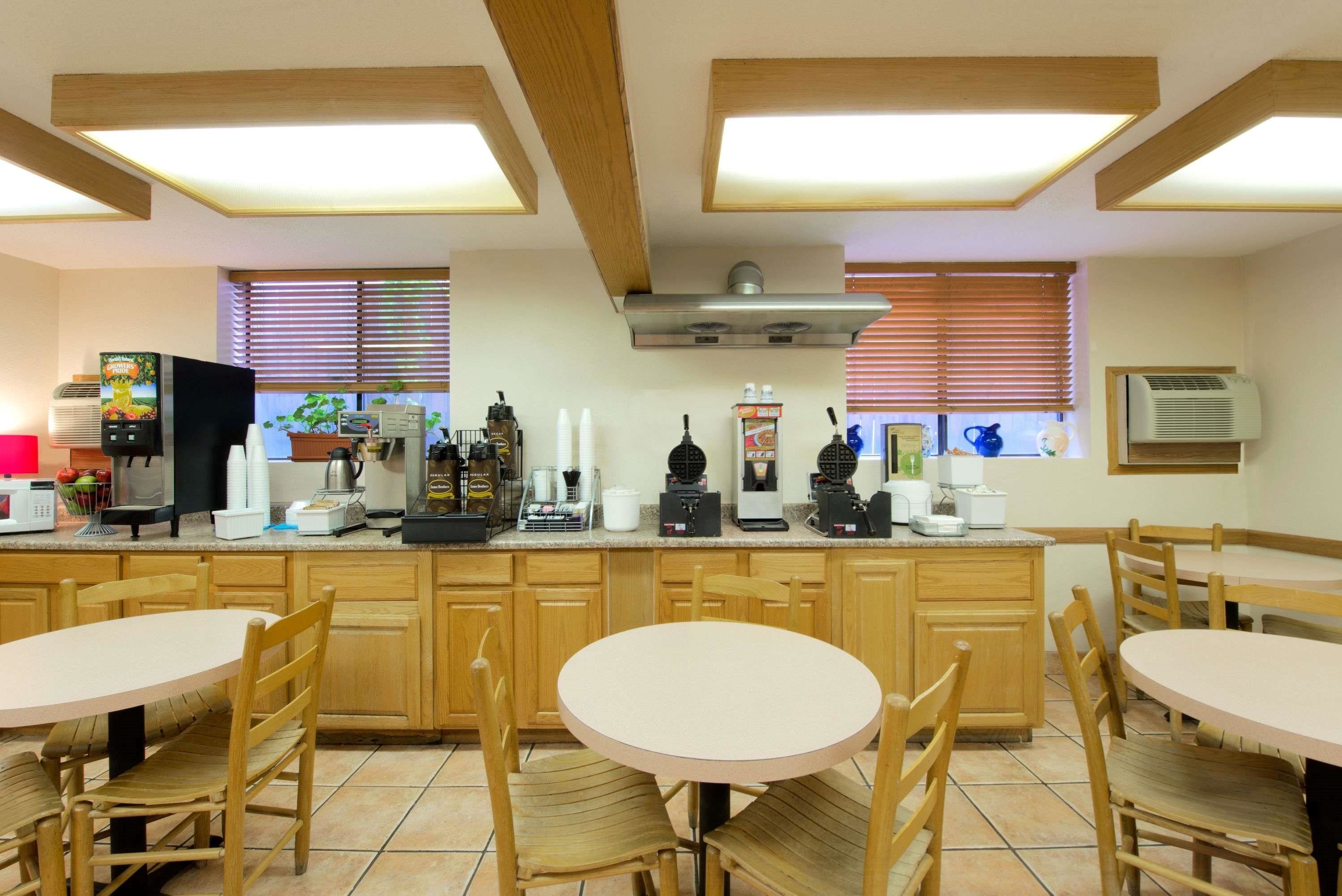 Free daily on-the-go breakfast