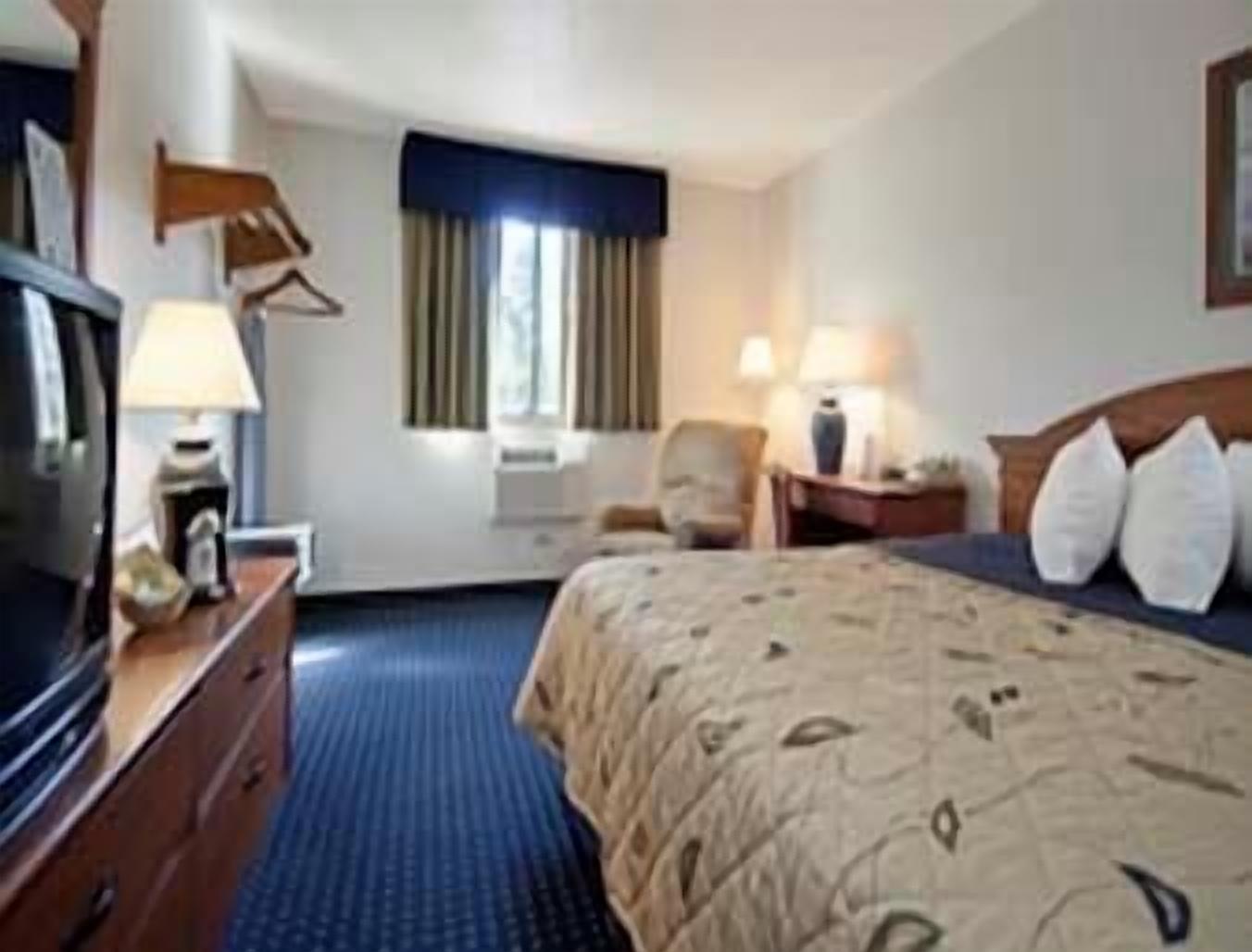 Photo - Super-8-Gainesville-I-75-Hospital-University-Area