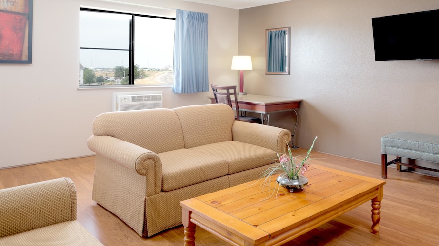 Super 8 by Wyndham Nampa