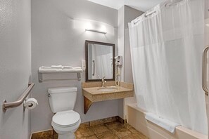 Habitación estándar, 1 cama King size, con acceso para personas discapacitadas (Accessible Tub) | Edredón, escritorio y espacio para trabajar con laptop 