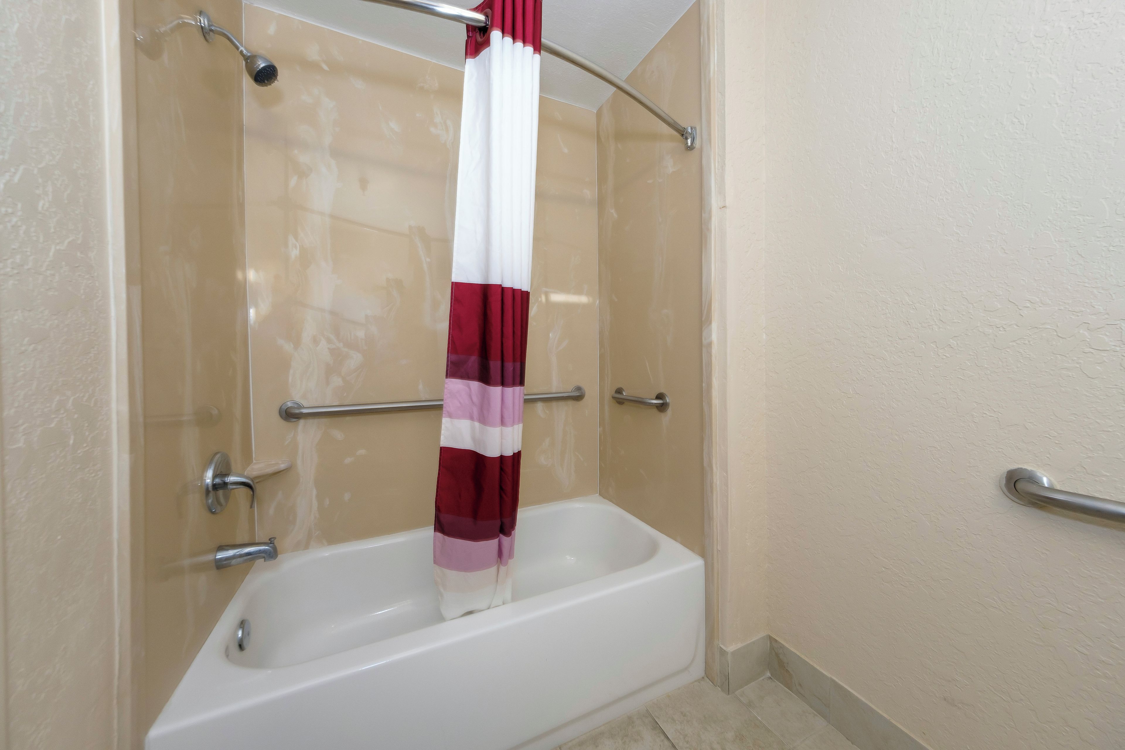 Photo - Red Roof Inn Jacksonville - Cruise Port