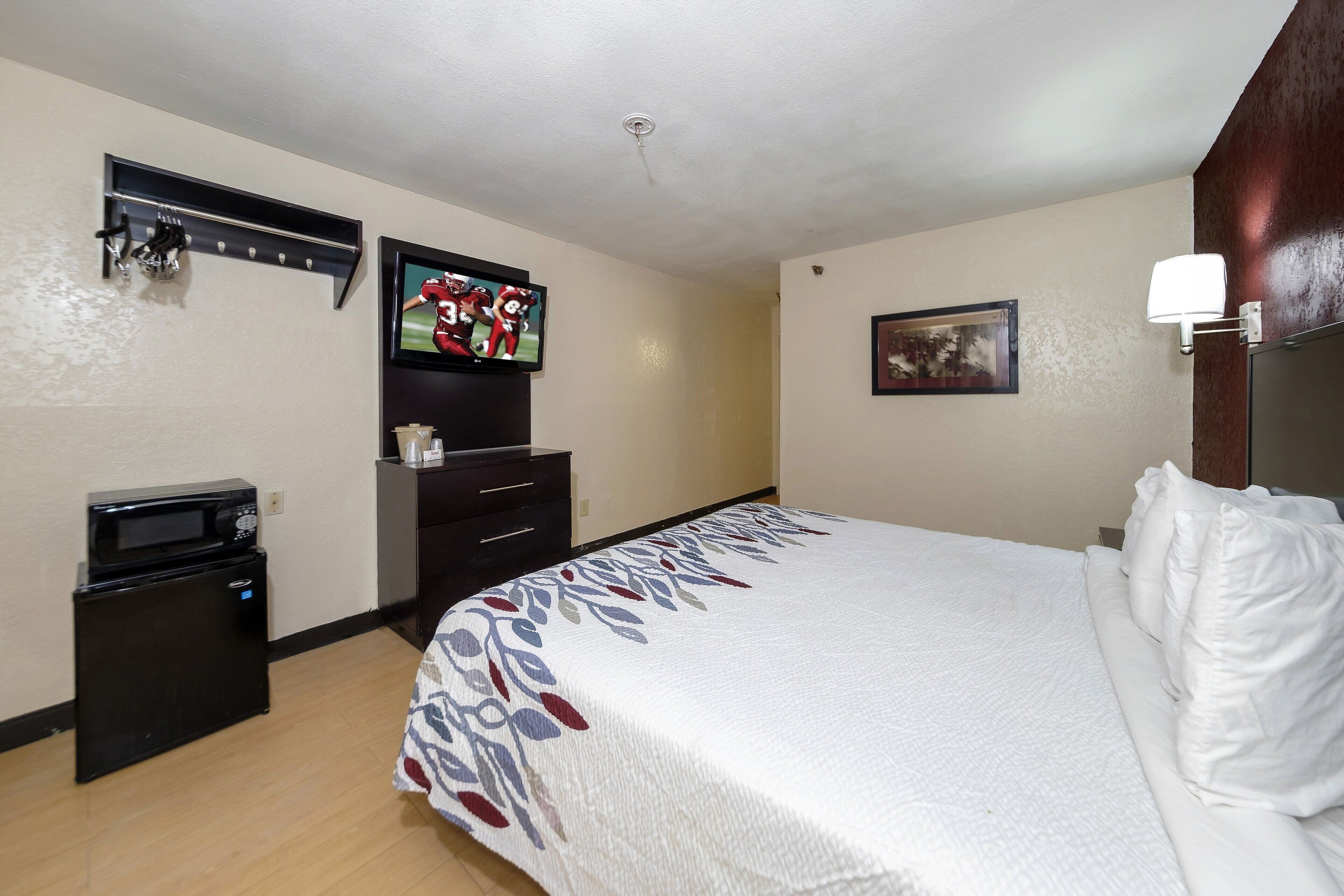 Photo - Red Roof Inn Jacksonville - Cruise Port