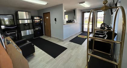 Super 8 by Wyndham Emporia