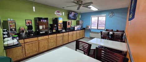 Free daily on-the-go breakfast