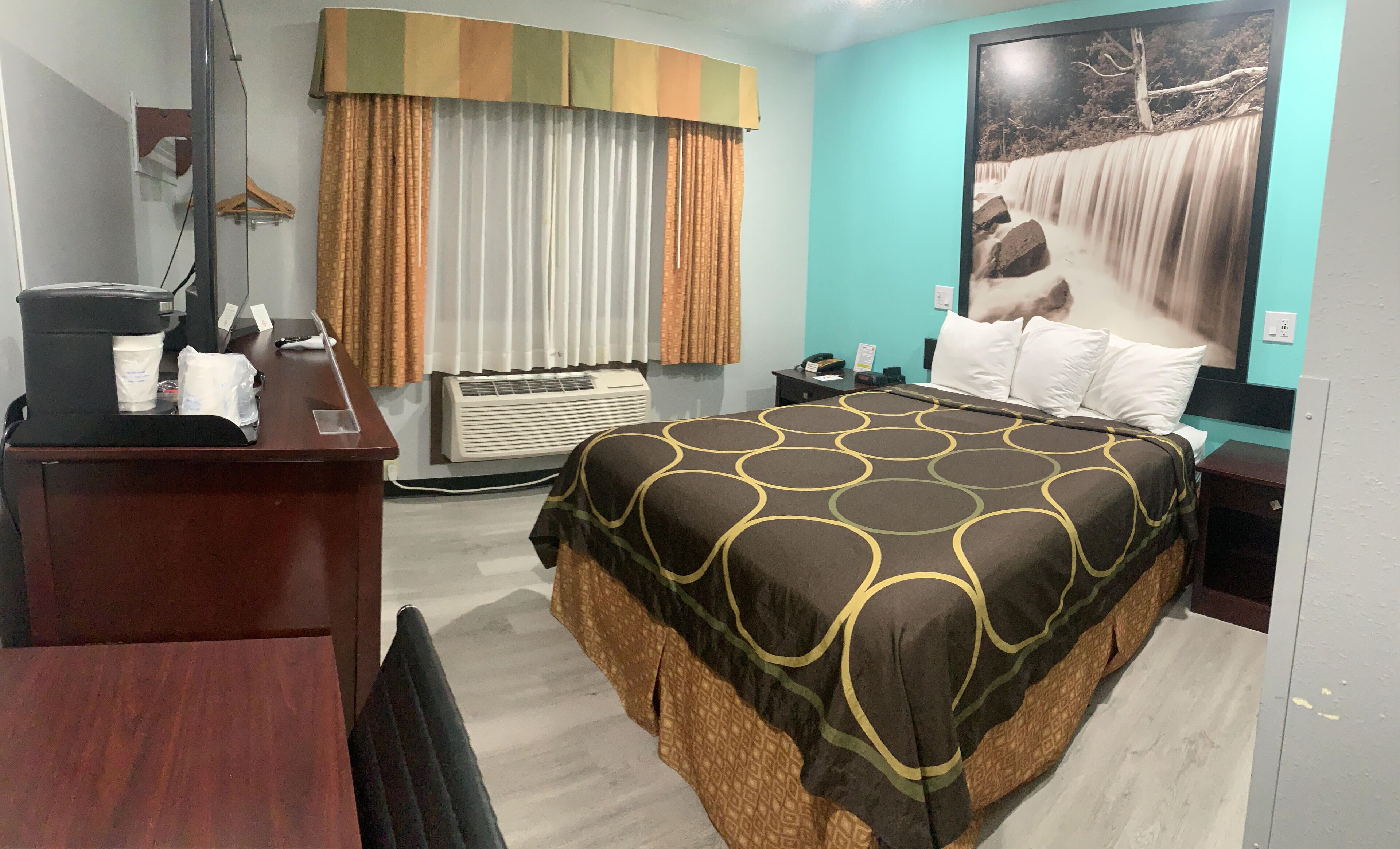 Super 8 by Wyndham Emporia, Emporia Reviews & Hotel Deals Book at