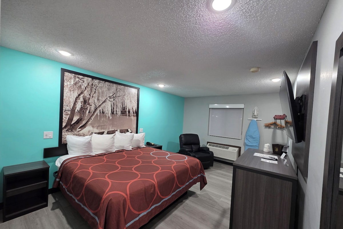 Desk, iron/ironing board, free cribs/infant beds, free WiFi