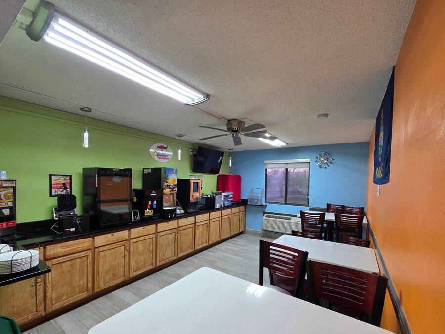 Free daily on-the-go breakfast