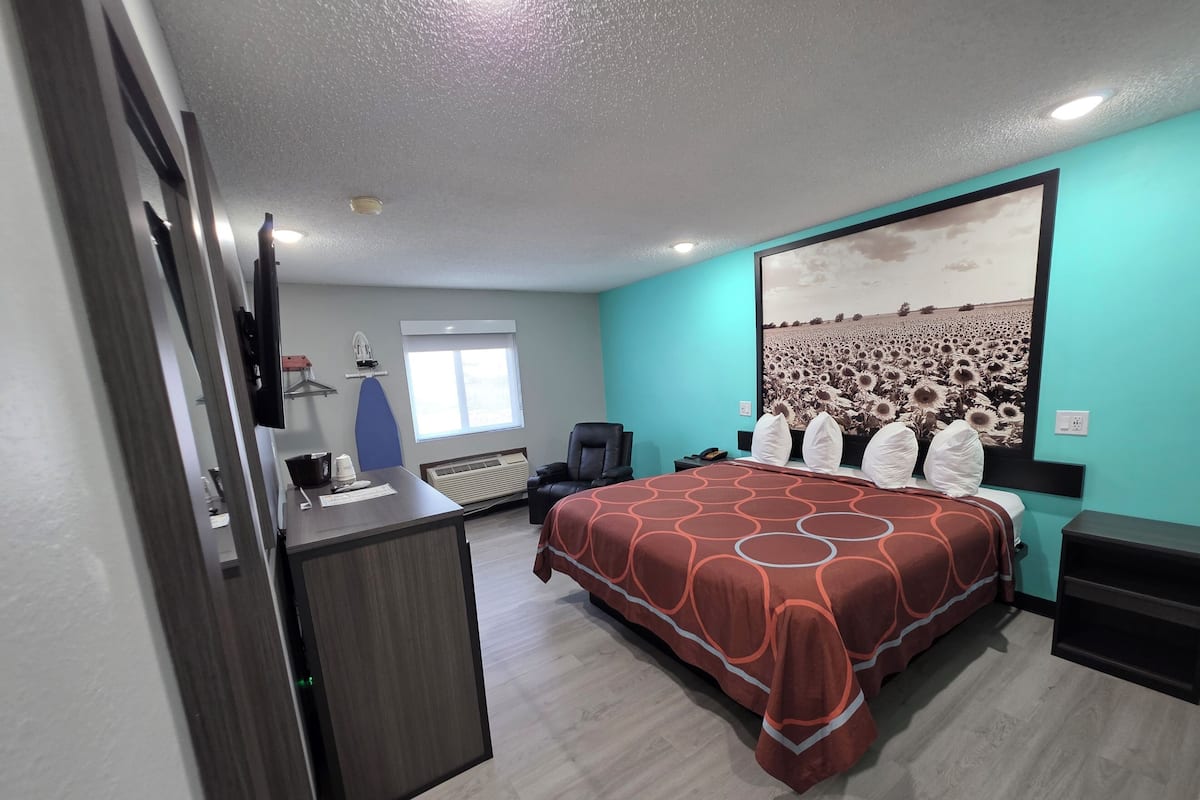 Desk, iron/ironing board, free cots/infant beds, free WiFi