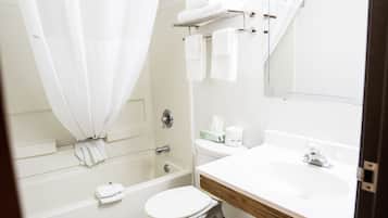 Combined shower/bathtub, hair dryer, towels