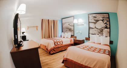 Super 8 by Wyndham Danbury