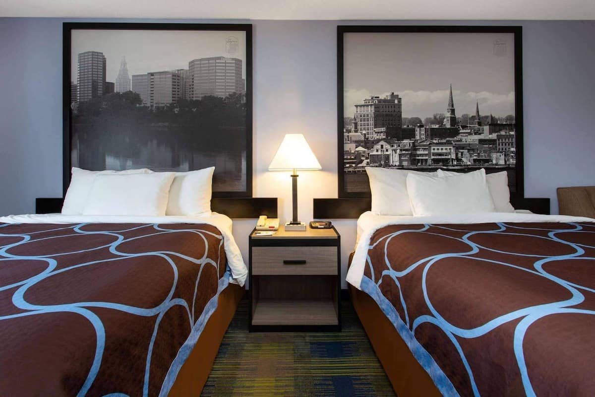 Pillowtop beds, desk, laptop workspace, blackout drapes