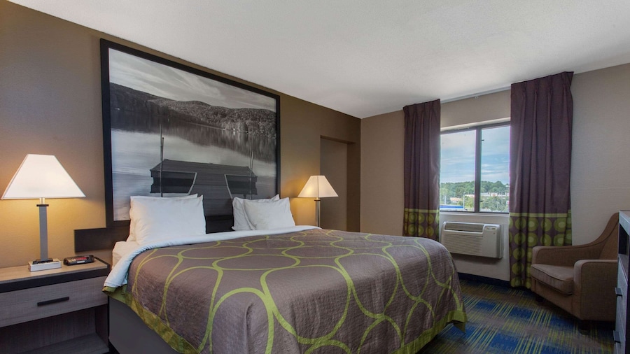 Super 8 by Wyndham Cromwell/Middletown