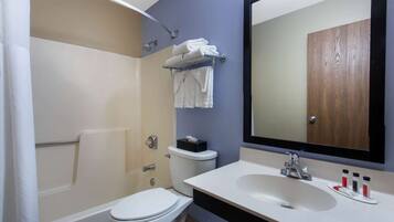 Combined shower/tub, deep soaking tub, free toiletries, hair dryer