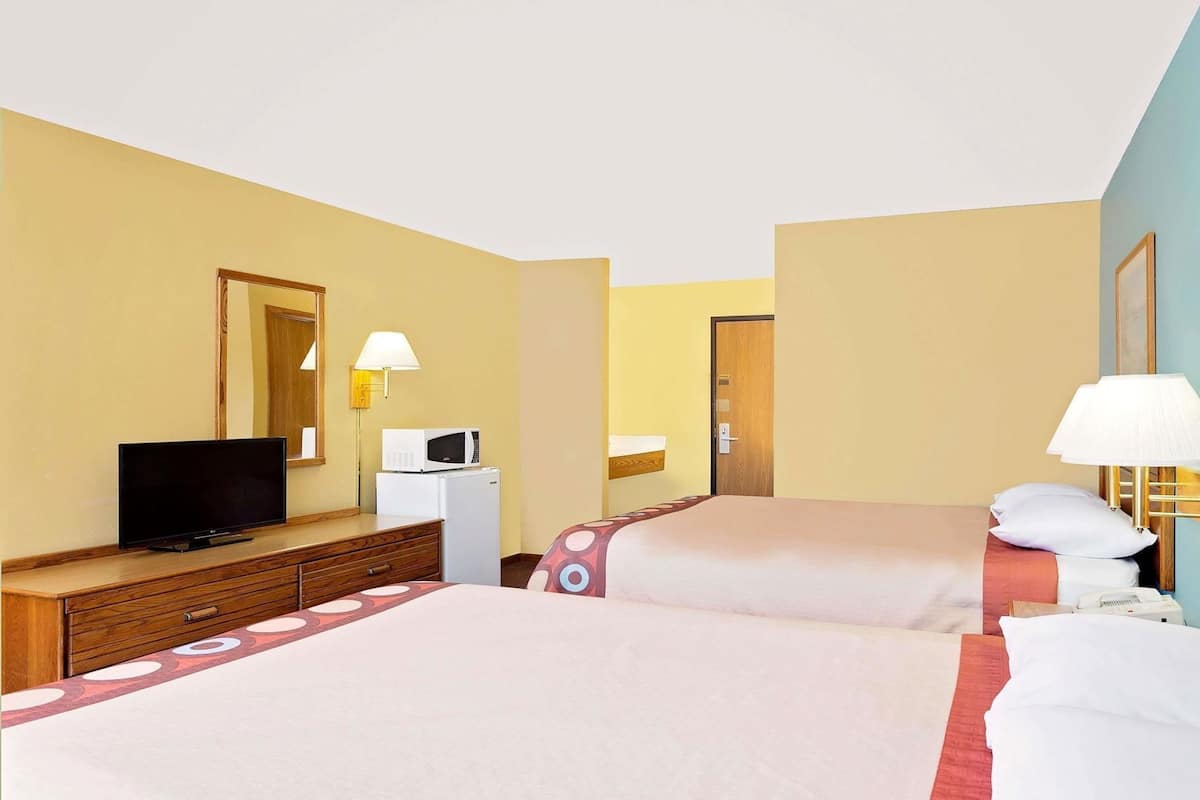 Individually decorated, individually furnished, laptop workspace