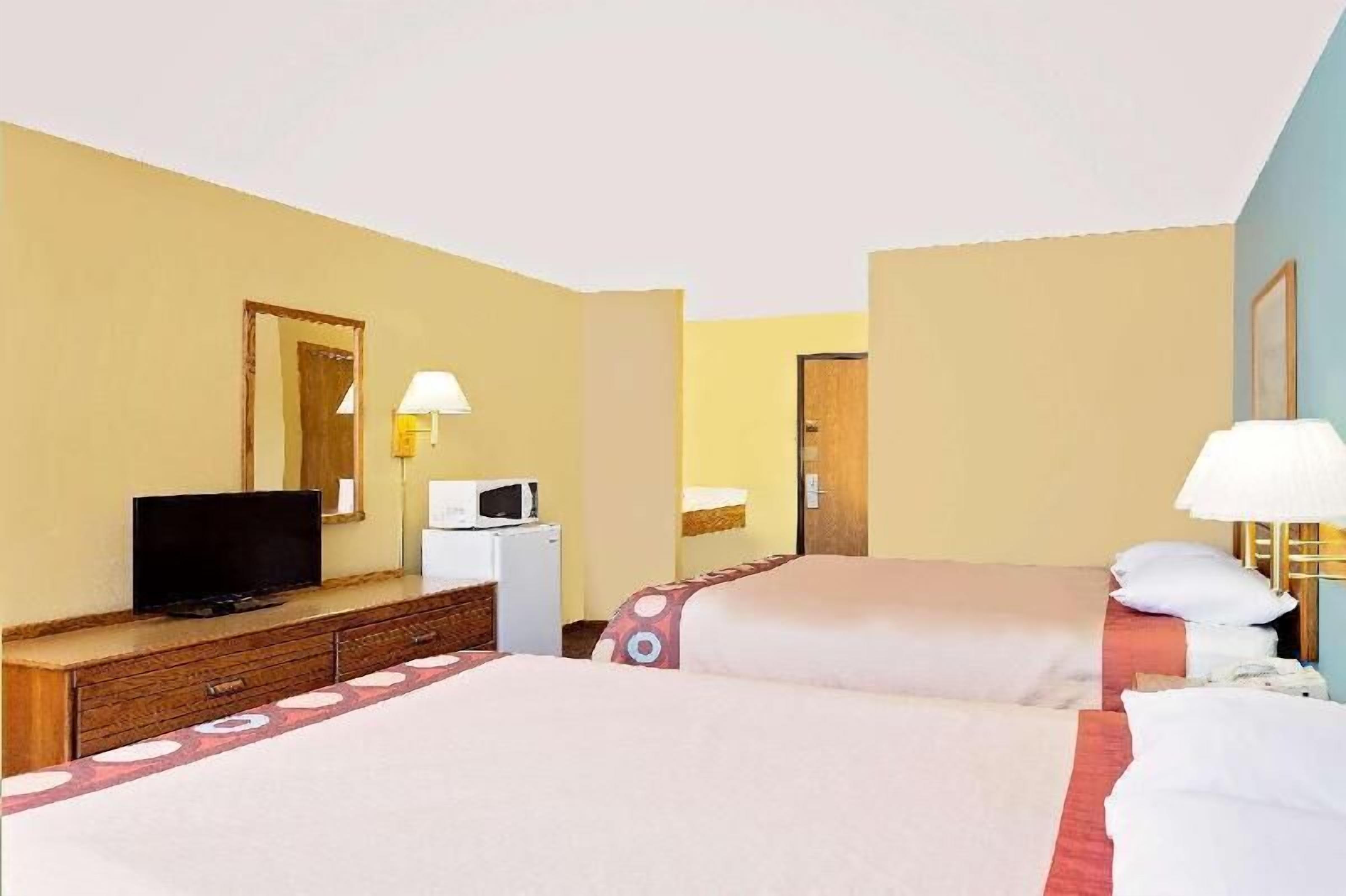 Individually decorated, individually furnished, laptop workspace