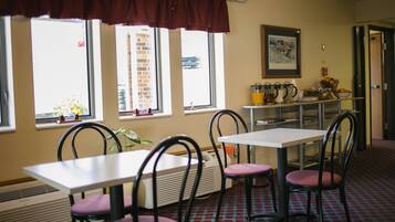 Petit déjeuner continental compris tous les jours