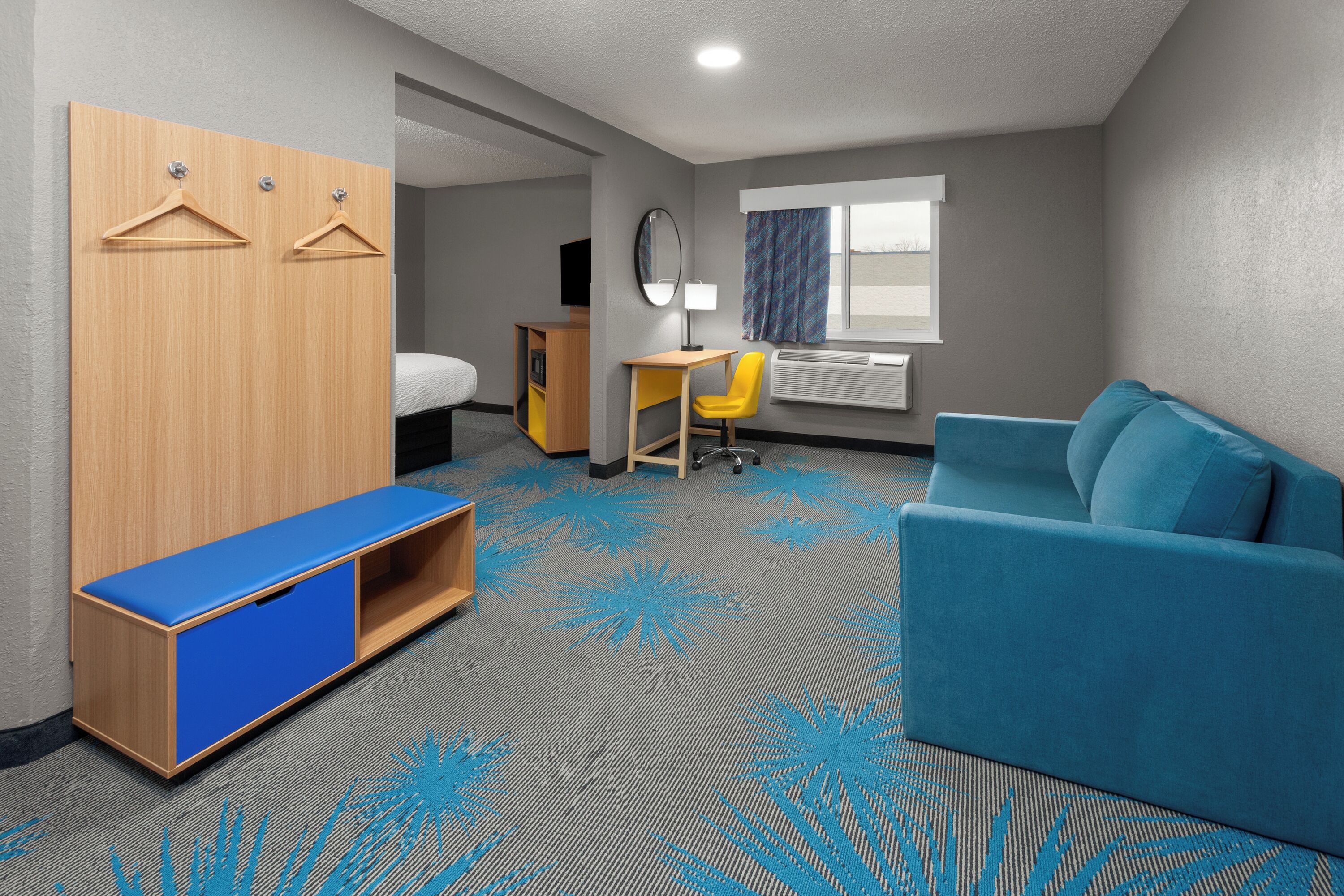 Suite, 1 cama King size, para no fumadores | Tabla de planchar con plancha, camas extra, wifi gratis y ropa de cama 