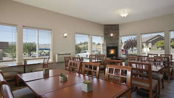 Free daily on-the-go breakfast