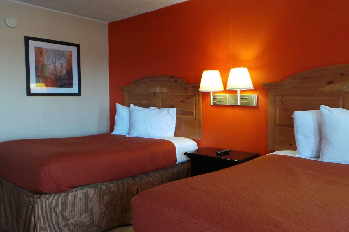 Double Room, 2 Double Beds