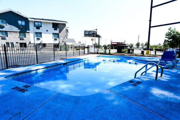 Seasonal outdoor pool