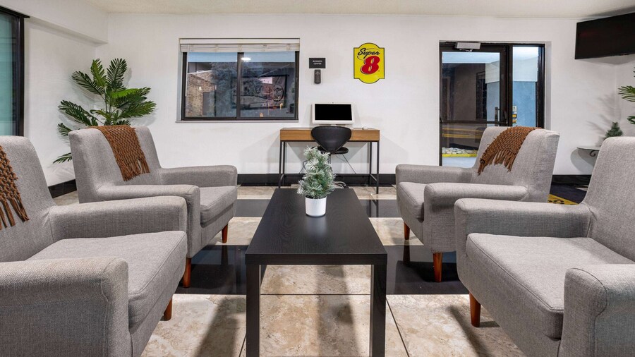 Super 8 by Wyndham Villa Rica