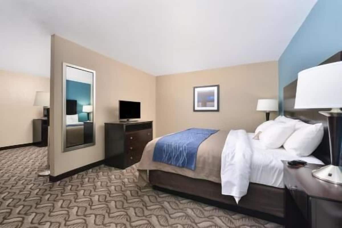 Down comforters, desk, blackout drapes, soundproofing