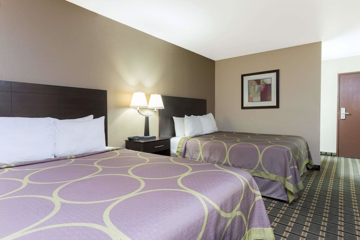 Standard Room, 2 Queen Beds | Free cribs/infant beds, rollaway beds, free WiFi, bed sheets