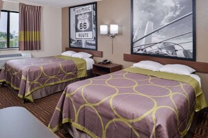 Double Room, 2 Double Beds | Free WiFi, bed sheets