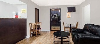 Super 8 by Wyndham Augusta/Ft Eisenhower Area