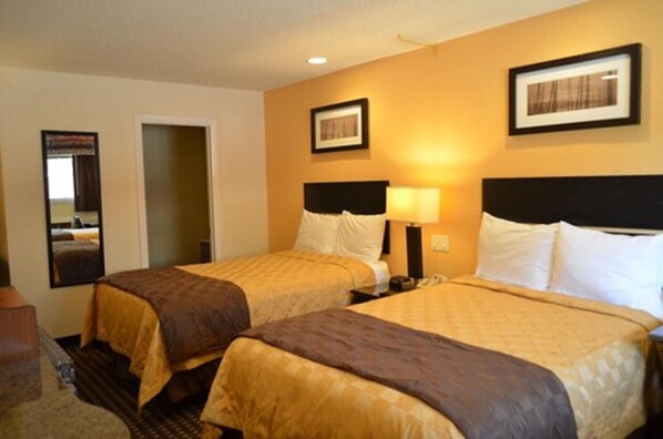 1 bedroom, laptop workspace, iron/ironing board, free WiFi