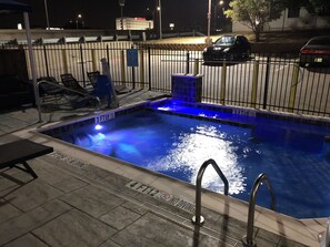 Outdoor pool, sun loungers