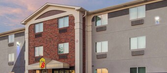 Super 8 by Wyndham Bedford DFW Airport West