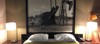 Super 8 by Wyndham Bedford DFW Airport West