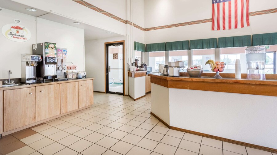 Super 8 by Wyndham Fruita