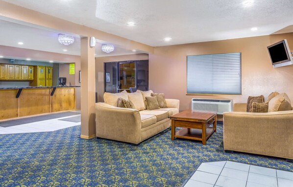 Lobby - Super 8 by Wyndham - Mesa/Gilbert (Mesa)