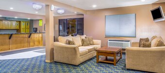 Super 8 by Wyndham - Mesa/Gilbert