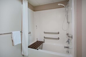 Chambre, 1 grand lit, accessible aux personnes à mobilité réduite, non-fumeur | Salle de bain