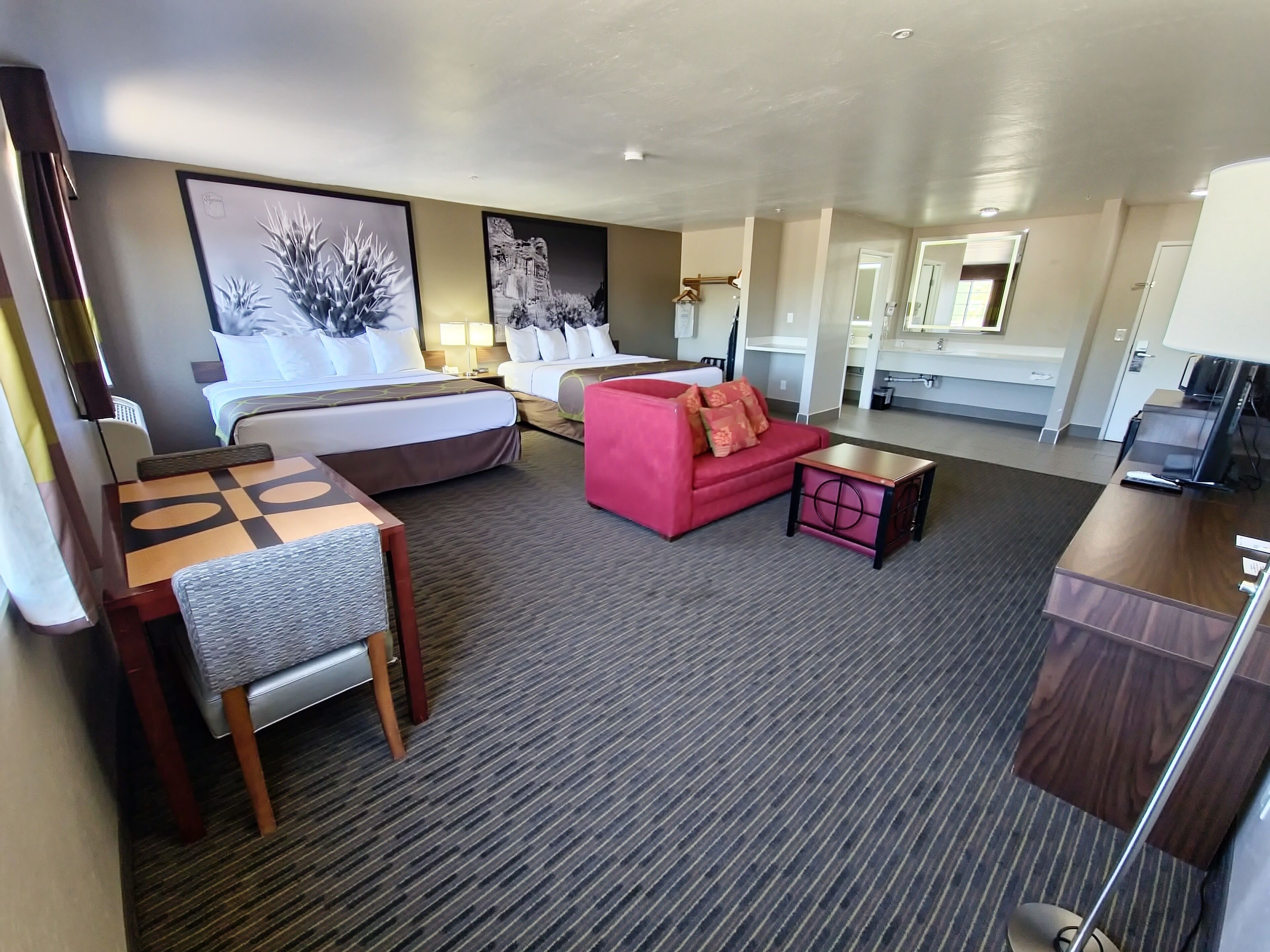 Super 8 by Wyndham Wickenburg AZ Reviews, Deals & Photos 2025