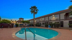 Unclassified image, 3 of 31, button - Americas Best Value Inn Apache Junction (Apache Junction)