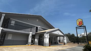 住宿正面