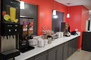 Desayuno continental incluido todos los días 