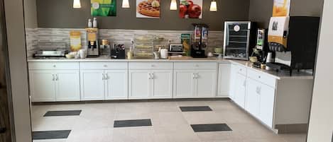 Free daily buffet breakfast