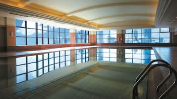 Indoor pool, pool loungers