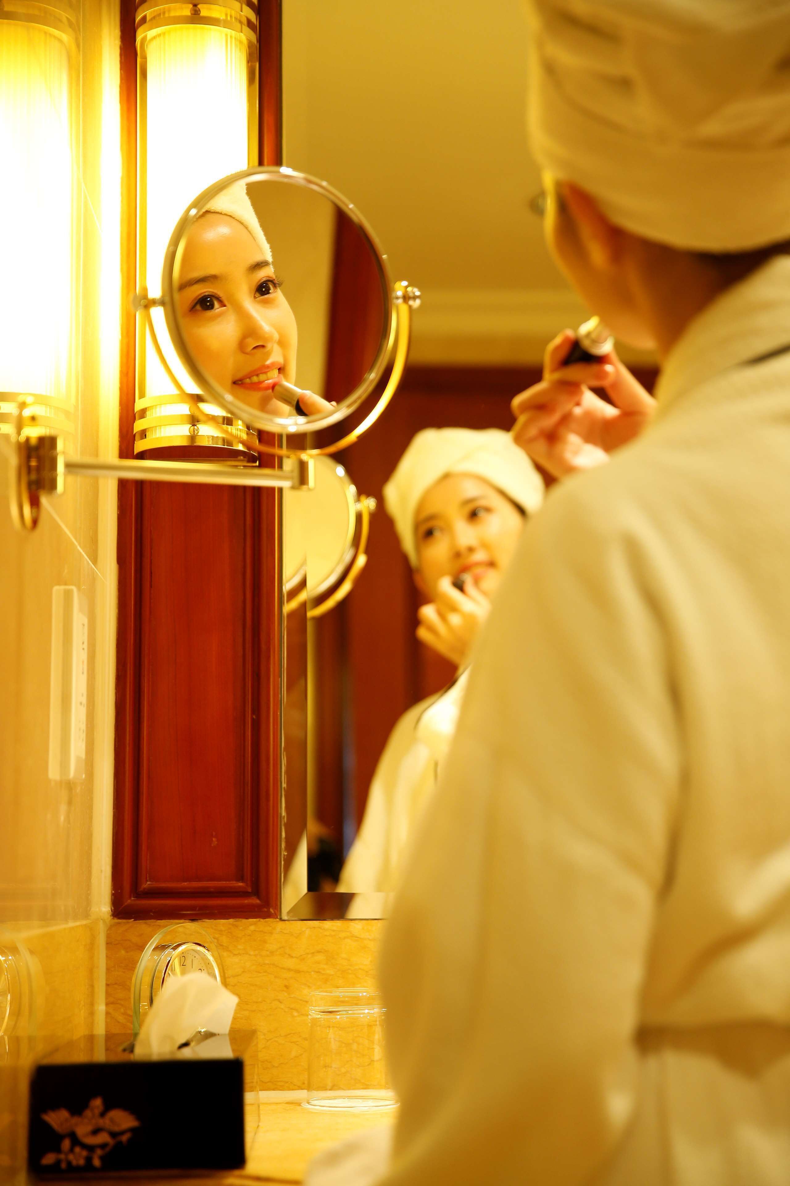 combined shower/bathtub, designer toiletries, hair dryer, bathrobes