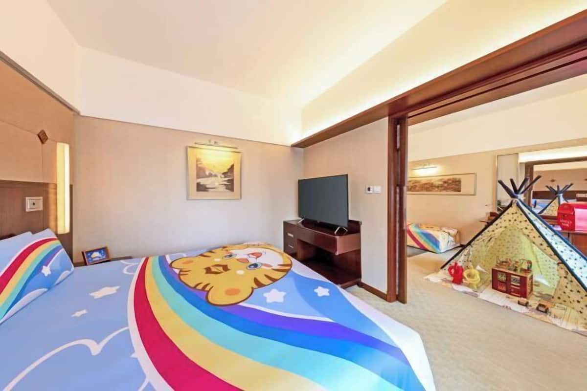 Biancheria da letto di alta qualità, copriletto in piuma, minibar