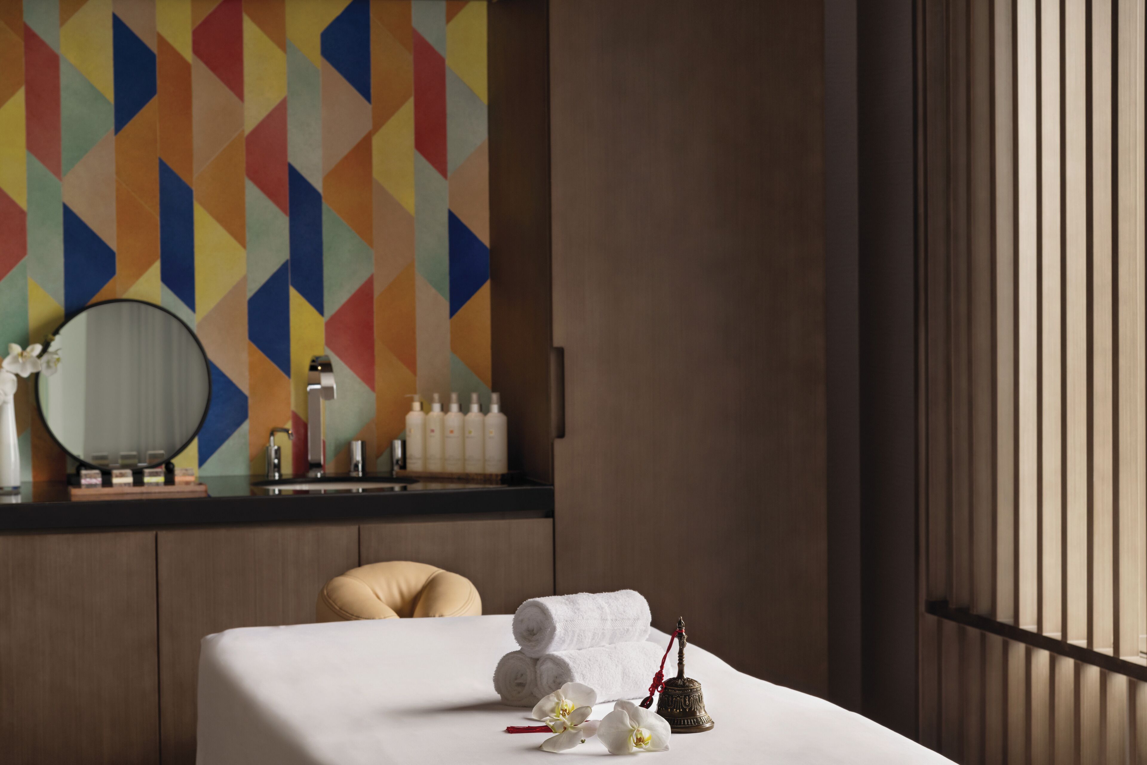 Tratamientos corporales, hidroterapia, masajes tailandeses, reflexología